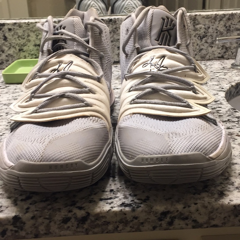 Kyrie 5 wolf grey size 14